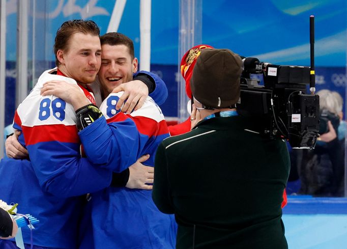 Kristian Pospíšil, Adrian Holešinský