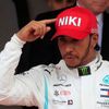 Lewis Hamilton při vzpomínce na NIkiho Laudu při Velké ceně formule 1 v Monaku