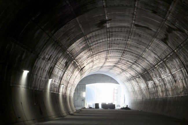Stavba tunelu Blanka v Troji
