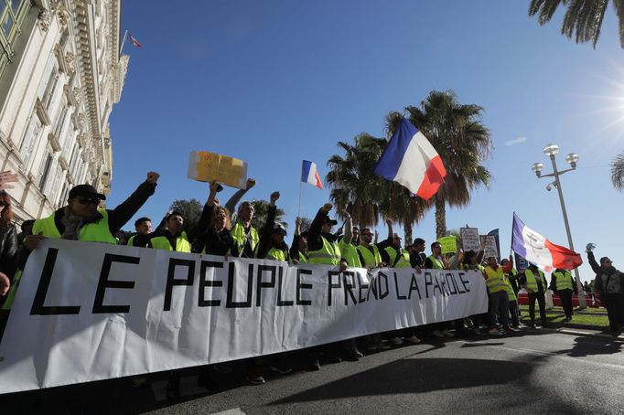 Protest hnutí žlutých vest v Nice - 8. prosinec