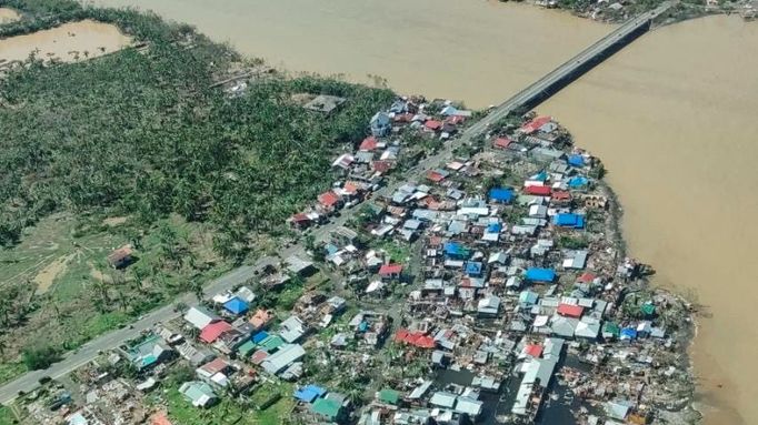 Tajfun Rai na Filipínách.