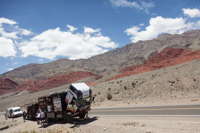 Rallye Dakar 2015: Martin Kolomý, Tatra - zákulisí, doprovodný kamion