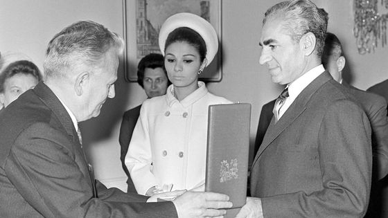 Íránská revoluce: Jak se ze spojence USA i Československa stal nepřítel Západu?