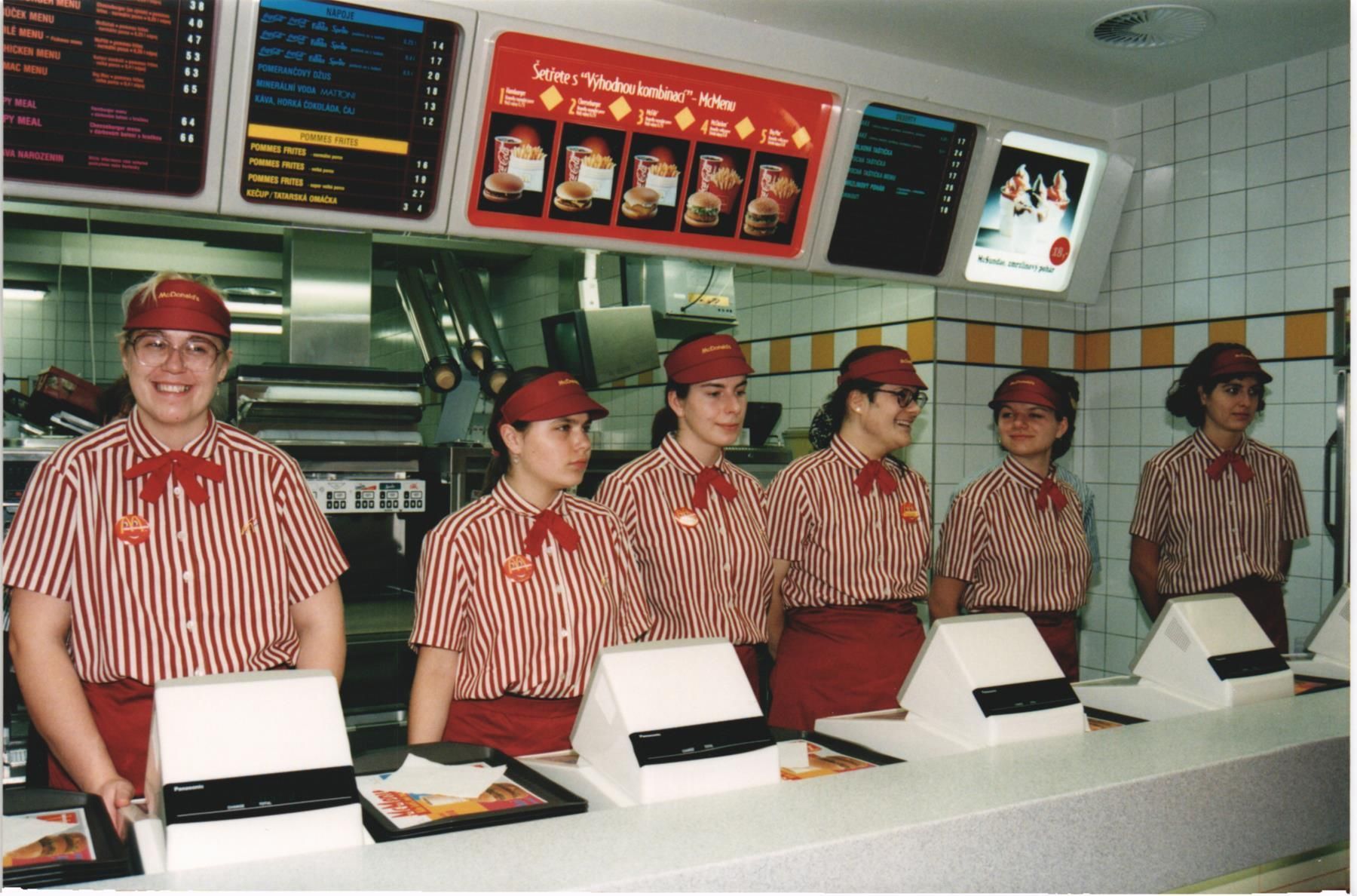 Začátky McDonald's v Československu
