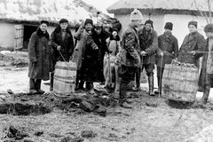 Podobně jako za hladomoru. Rusko opakuje sovětskou politiku genocidy, říká Stasjuková