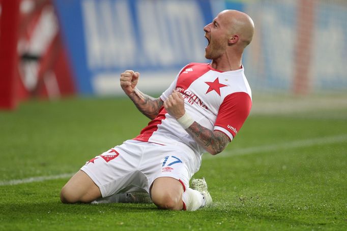 24. kolo HET ligy, Slavia - Karviná: Miroslav Stoch slaví gól na 2:1