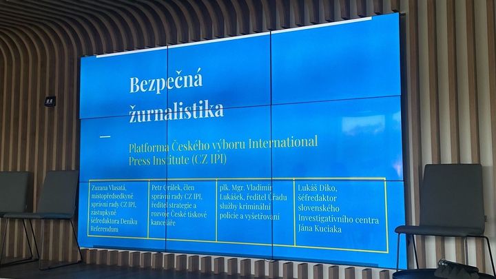 Bezpečná žurnalistika spouští pomoc pro novináře čelící hrozbám a agresi; Zdroj foto: Anastasija Antonova
