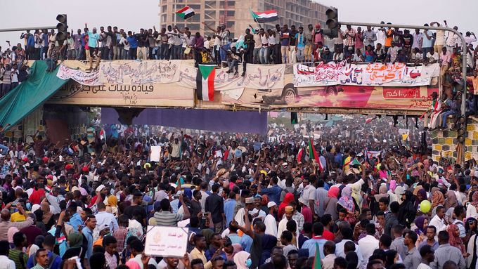 Protirežimní protesty v Súdánu-Chartúm