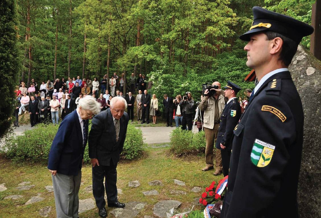 Koncentrační tábor Hradištko a neznámý příběh španělských vězňů, Koncentrační tábor Hradištko, Koncentrační tábor, Benešovsko, historie, Magazín