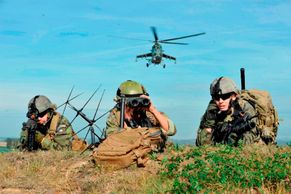 Foto: Navádějí munici na cíl. Čeští návodčí v Afghánistánu