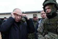 Pokoření Ukrajiny je prioritou. Ministři však varují Putina před "dokonalou bouří"