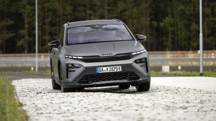 Sázka na elektromobily se vyplatila. Škoda předjela Teslu a je evropskou jedničkou