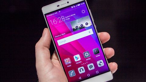 Test: Huawei P8 je levnější alternativa k špičkovým mobilům