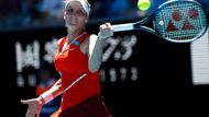 To Markéta Vondroušová si mohla od Nike vybrat tuhle ohnivou kombinaci. Však je taky v Melbourne pěkná výheň, teploty tu šplhají vysoko přes 30 stupňů.