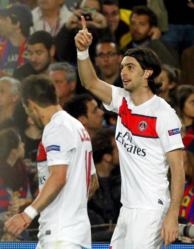 Fotbal: Barcelona - Paris St. Germain: Javier Pastrore slaví gól