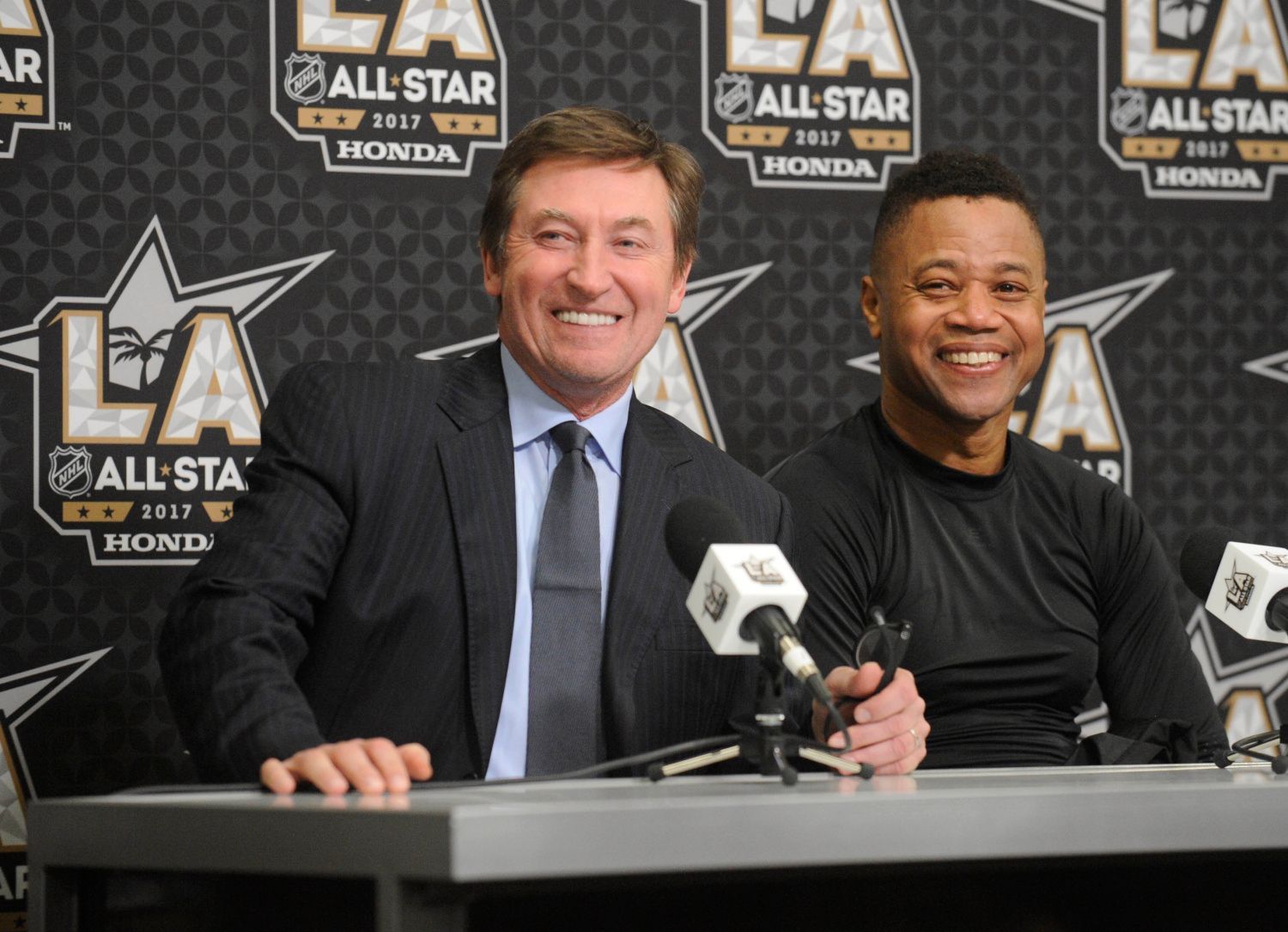 2017 NHL All Star Game: Wayne Gretzky a Cuba Gooding Jr.