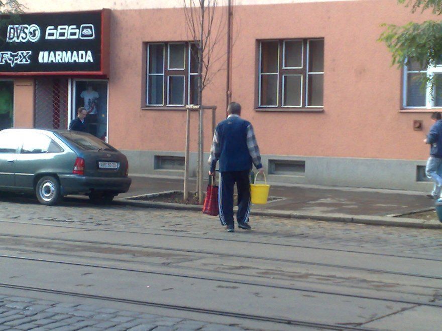 Odstávka vody v Holešovicích