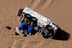 Loprais po problémech s kamionem na Dakaru skončil