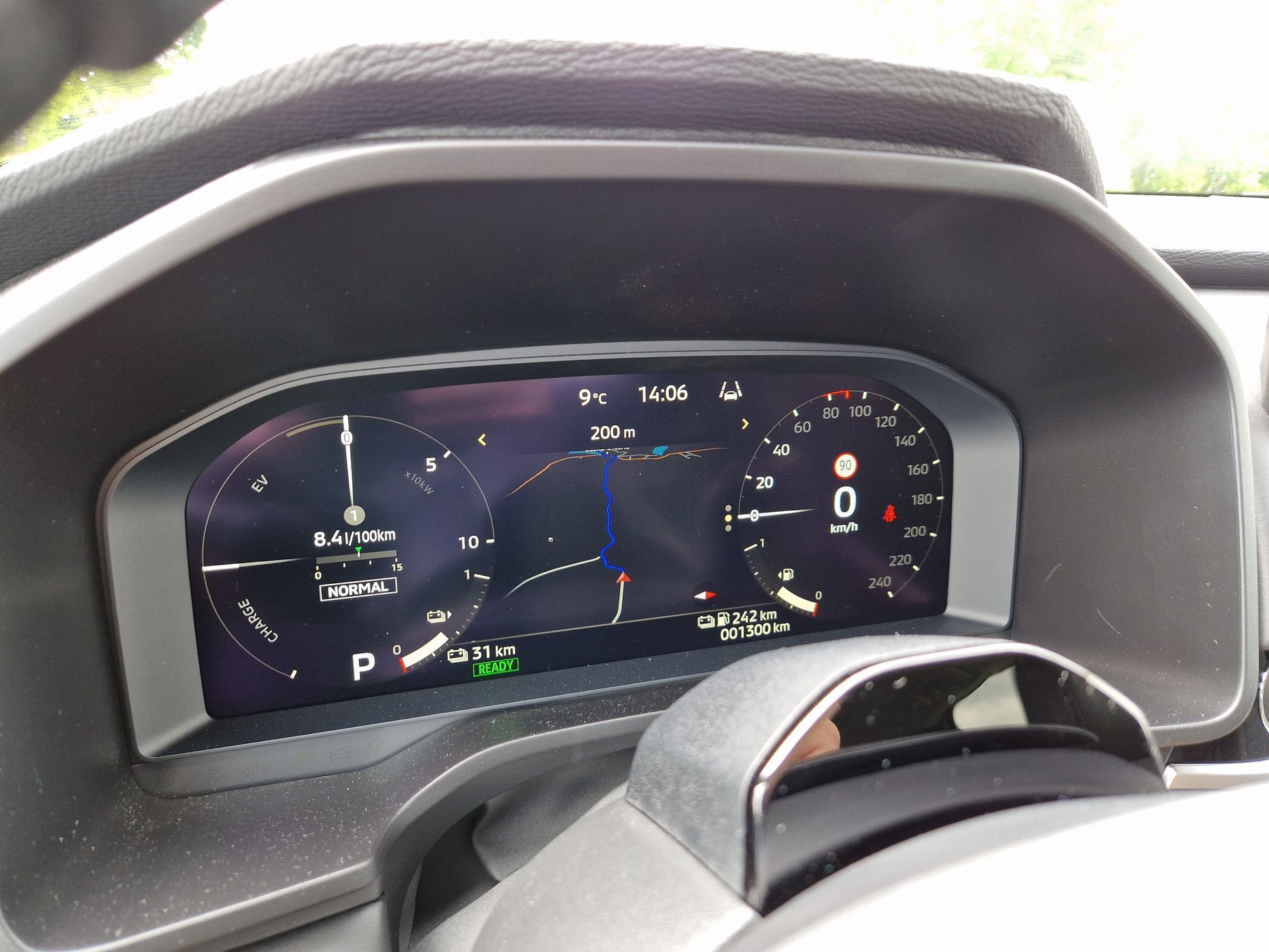 Mitsubishi Outlander PHEV test