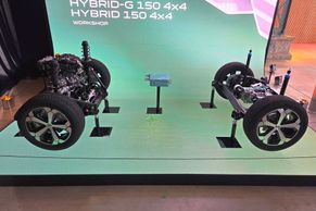 Nejdražší Dacia v historii má přelomovou techniku. Jezdí na elektřinu i plyn