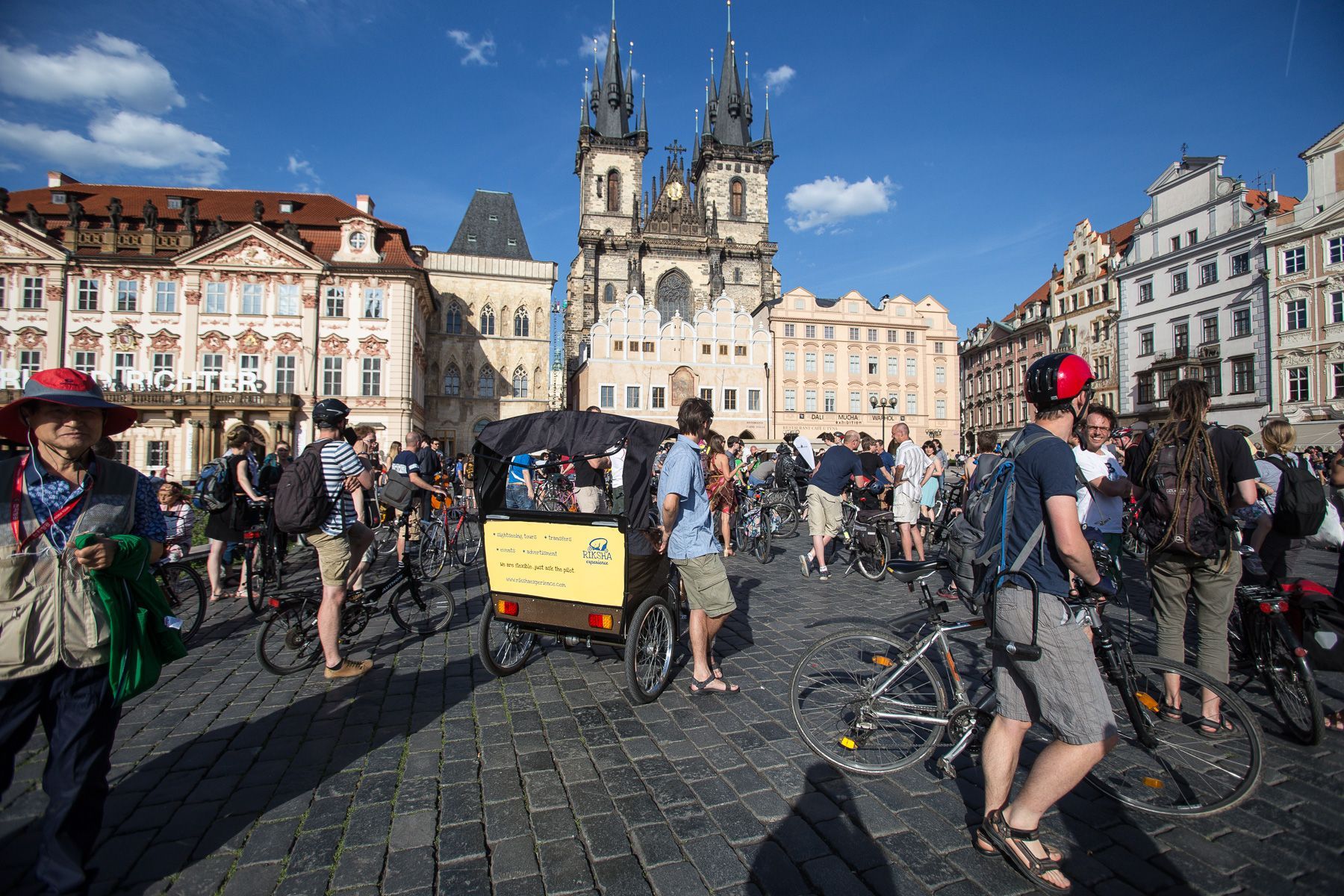 Protest proti zákazu jízdních kol v pěších zónách na Praze 1, sdružení Auto*Mat