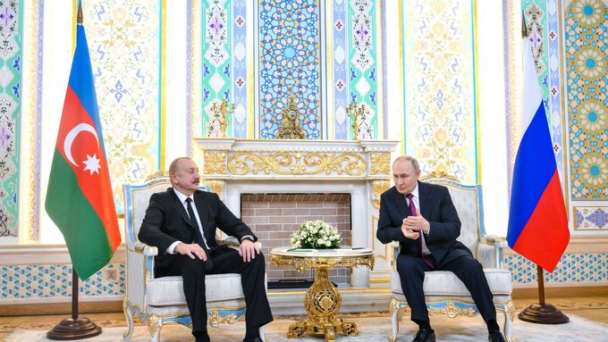 Putin řekl Alijevovi, jak ruská protivzdušná obrana sestřelila v roce 2024 civilní letadlo