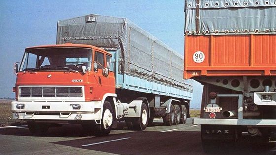 LIAZ - dnes již zaniklá značka československých nákladních vozidel.