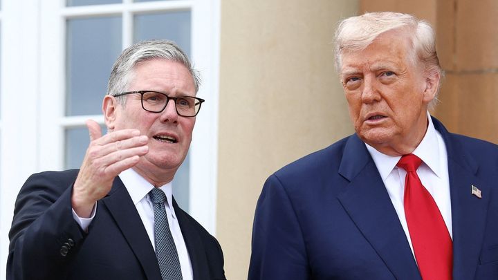 Jestli začne Írán s vývojem jaderné zbraně znovu, zase ho zničíme, řekl Trump; Zdroj foto: Reuters