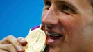 Olympijský zlatý medailista americký plavec Ryan Lochte po polohovacím závodě na 400 metrů na OH 2012 v Londýně.