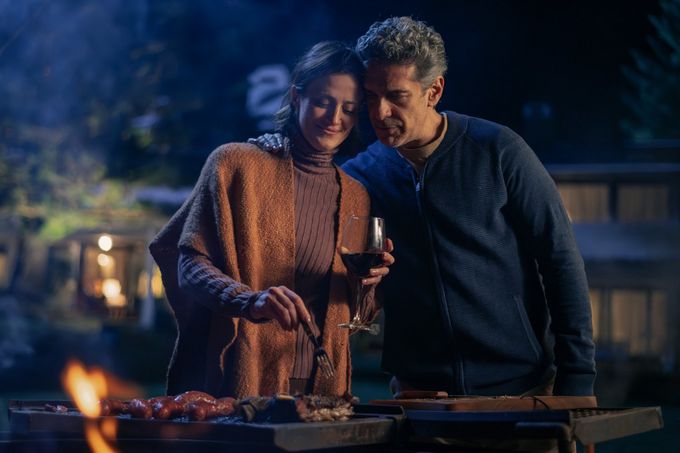 Argentinská minisérie Kletby moci (2025).