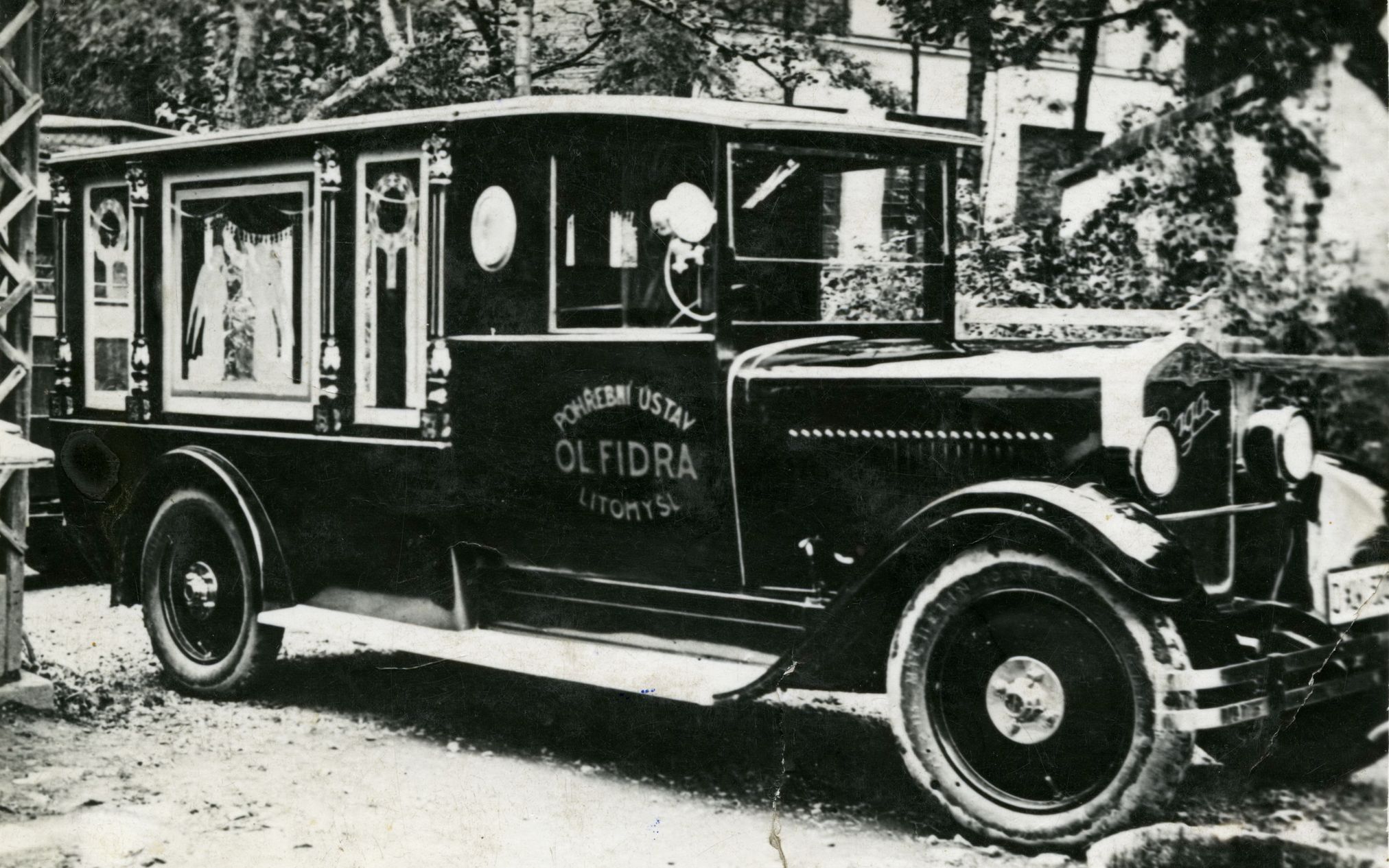 pohřební automobily