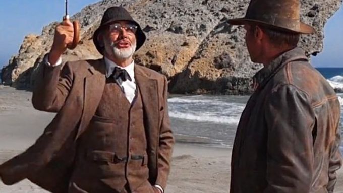 V Indiana Jonesovi a Poslední křížové výpravě z roku 1989 ztvárnil Connery otce neohroženého archeologa.