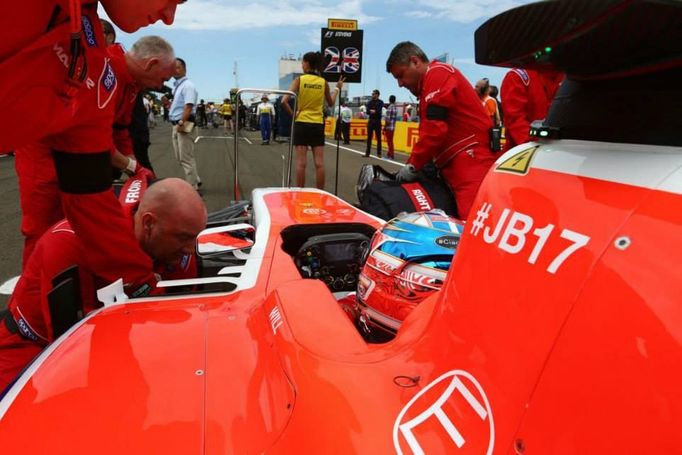 F1, VC Maďarska 2015: pocta Julesi Bianchimu - Will Stevens, Manor-Marussia