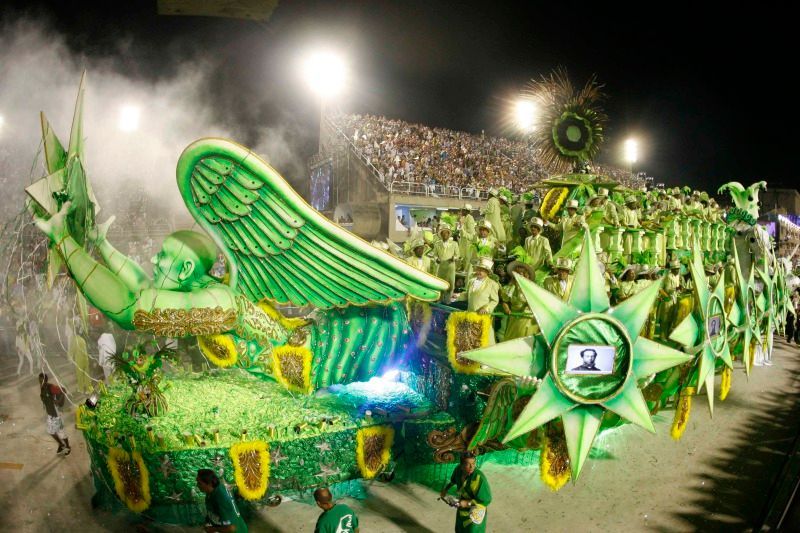 Viva! V Riu začíná karneval