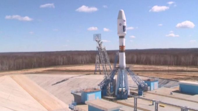 Odložený start první rakety z nového ruského kosmodromu Vostočnyj byl úspěšný. Převedení celého provozu z kazašského Bajkonuru ale ještě potrvá.