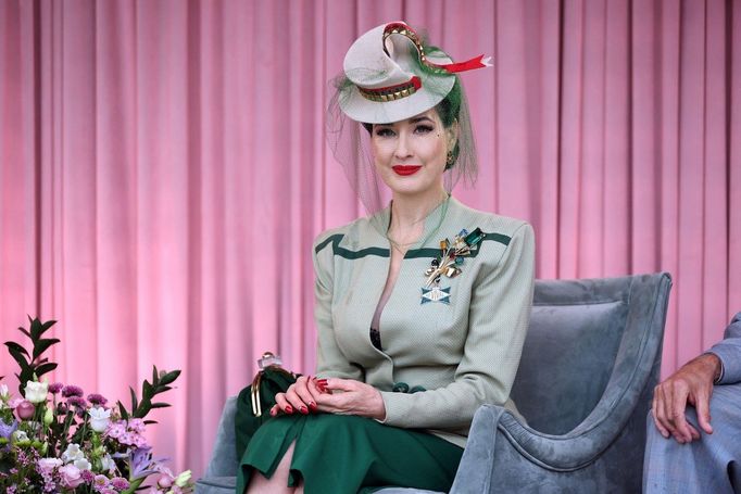 Královna burlesky Dita von Teese.