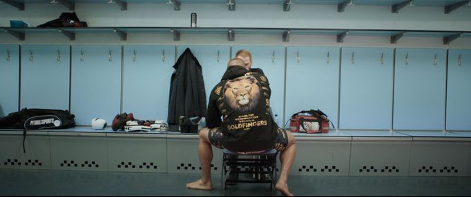 Snímek z dokumentu Karlos.