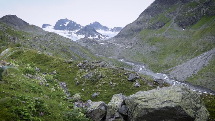 Švédský ledovec zachránil v létě před táním experiment s plachtou; Zdroj foto: Jakub Zuzánek