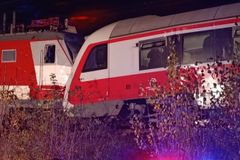 "Jsem stále v šoku." Srážka vlaků u Pezinku si vyžádala několik těžce zraněných