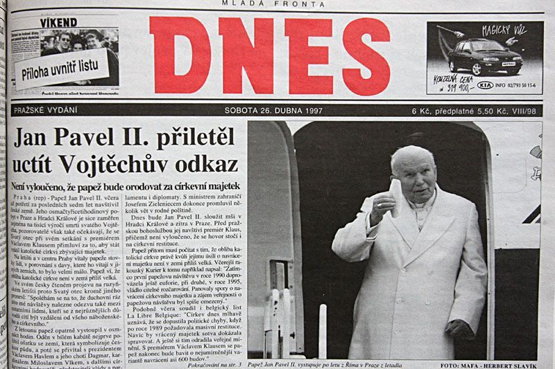 Návštěvy papeže v novinách