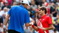 Další porážka přišla hned v zápětí. Během daviscupového utkání Švýcarska s USA podlehl Federer americkému bombarďákovi Johnu Isnerovi opět ve čtyřech setech 6-4, 3-6, 6-7(4), 2-6. Porážku ma ale v létě dokáza vrátit - jak ve finále turnaje v Indian Wells, tak na olympiádě.