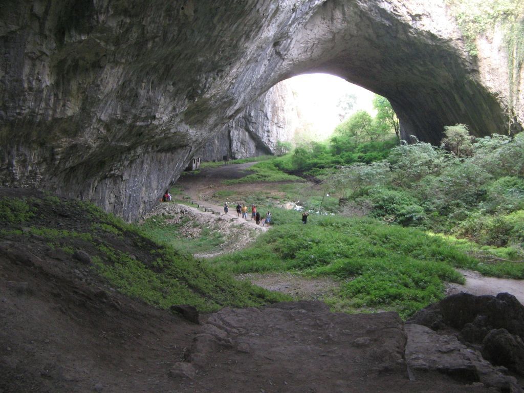 Bulharsko jeskyně