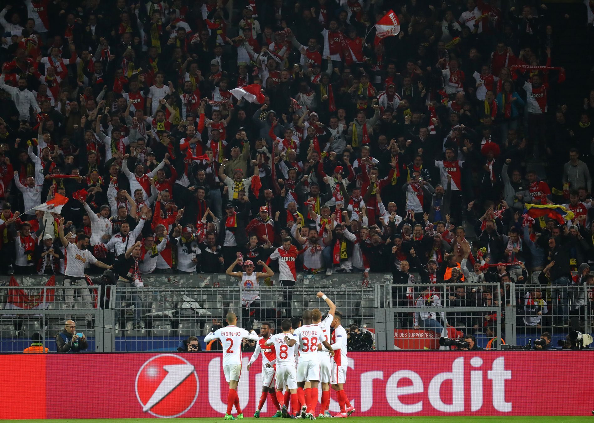 Monako slaví výhru v Dortmundu