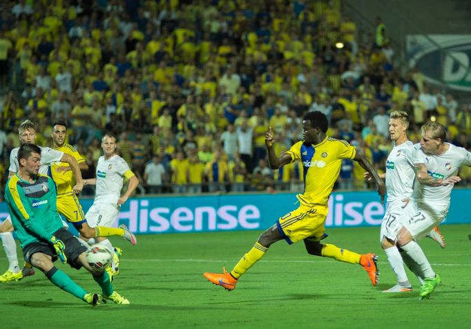 LM, Maccabi Tel Aviv-Plzeň: Matúš Kozáčik