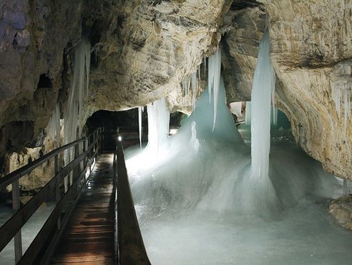 Demänovské jeskyně