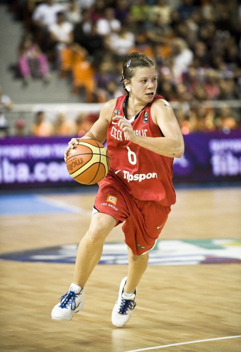 MS basketbal: Česko - Japonsko (Veronika Bortelová)