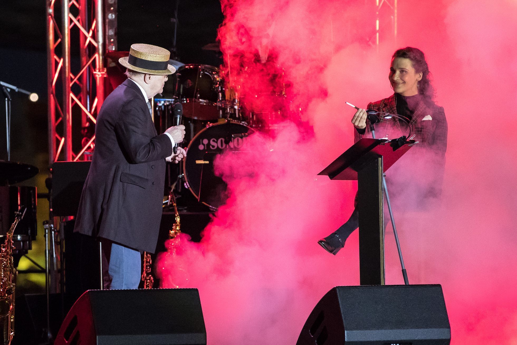 Jiří Suchý a Jitka Molavcová, koncert na Vltavě, Prague Sounds