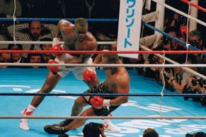 VIDEO Tyson, Ali i Kličko aneb Nejzajímavější zápasy těžké váhy o pás WBC