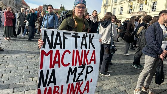 demonstrace, Hradčanské náměstí, Praha, ekologové, Petr Macinka