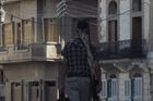 Záběr z přední linie bojů mezi rebely a vládními jednotkami. Syrský bojovník ve čtvrti Hamidía v Homsu.